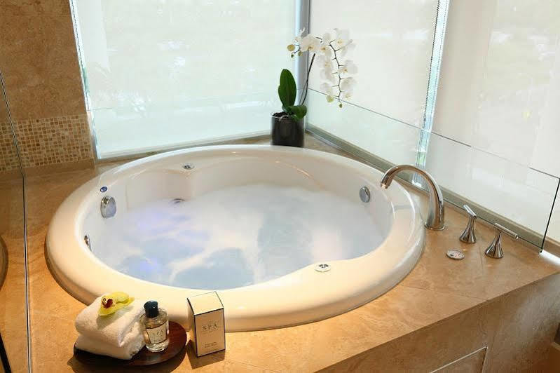 Jet Luxury At The Trump Waikiki Oahu Bagian luar foto